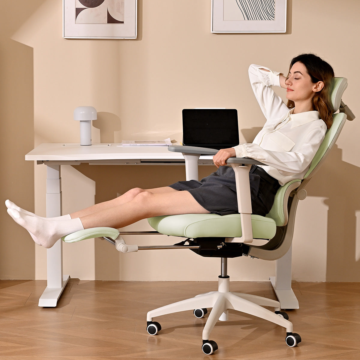 MUSSO E600 SE Relaxure Ergonomic Office Chair